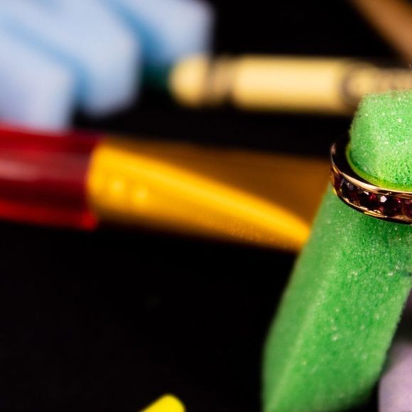 925 silver, gold plated and garnet ring - Picture 2 of 7